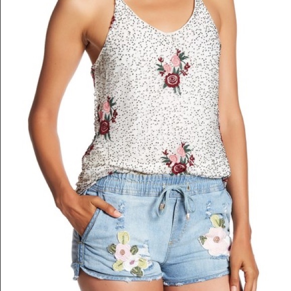 Beaded Rose’ Top - Picture 1 of 6